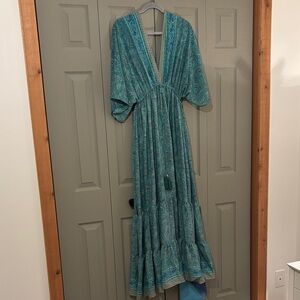 Elegant Teal Maxi Dress